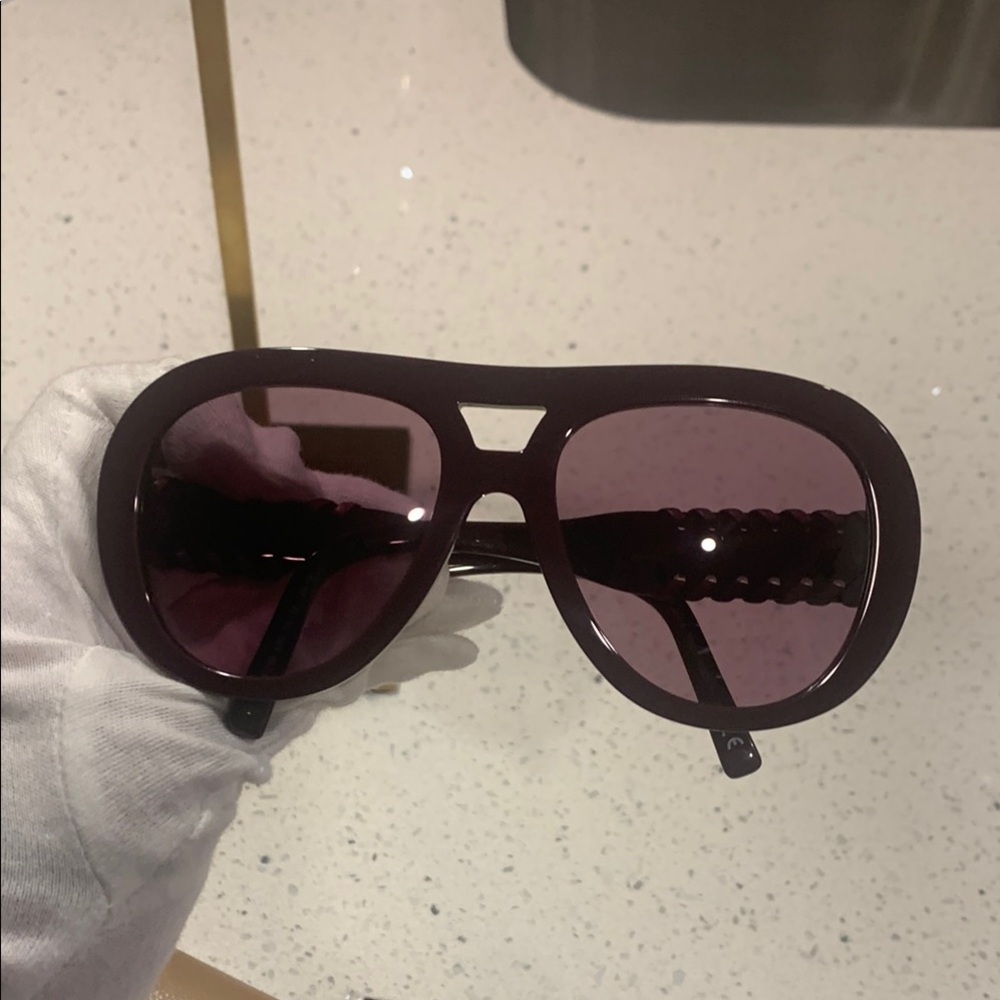 Tod's Sunglasses and Tan Leather Case - Picture 3 of 6